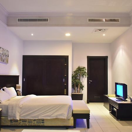 Al Tayyar Suites & Hotel Apartments - Riyad Extérieur photo