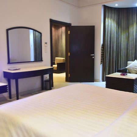 Al Tayyar Suites & Hotel Apartments - Riyad Extérieur photo