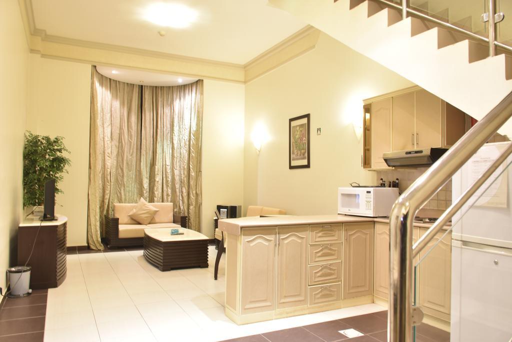 Al Tayyar Suites & Hotel Apartments - Riyad Extérieur photo